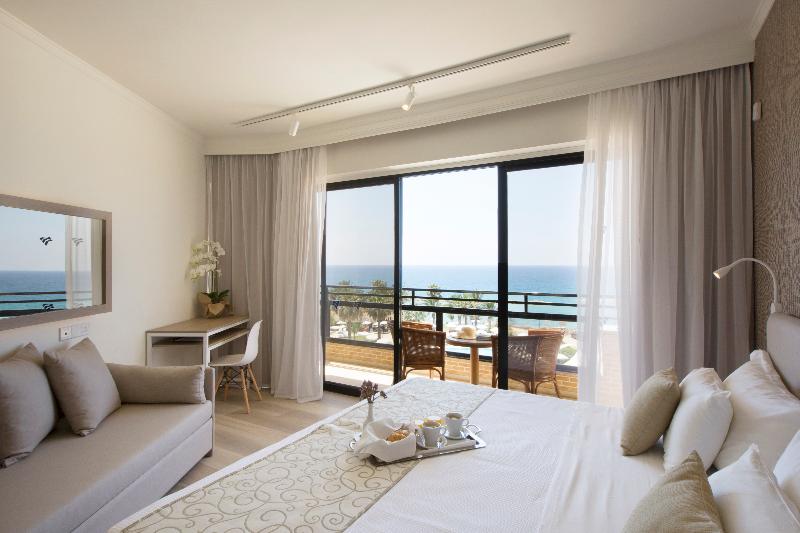 Venus Beach Hotel - Oda