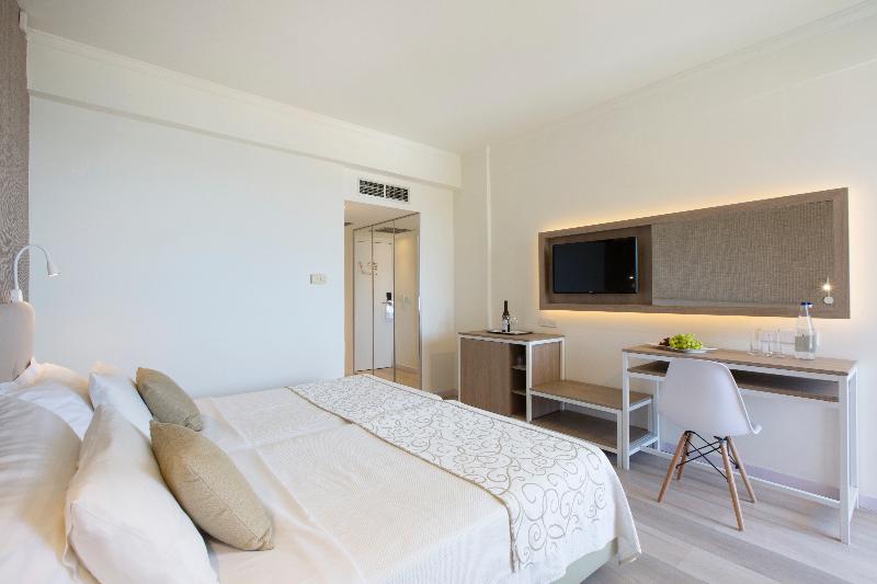 Venus Beach Hotel - Oda