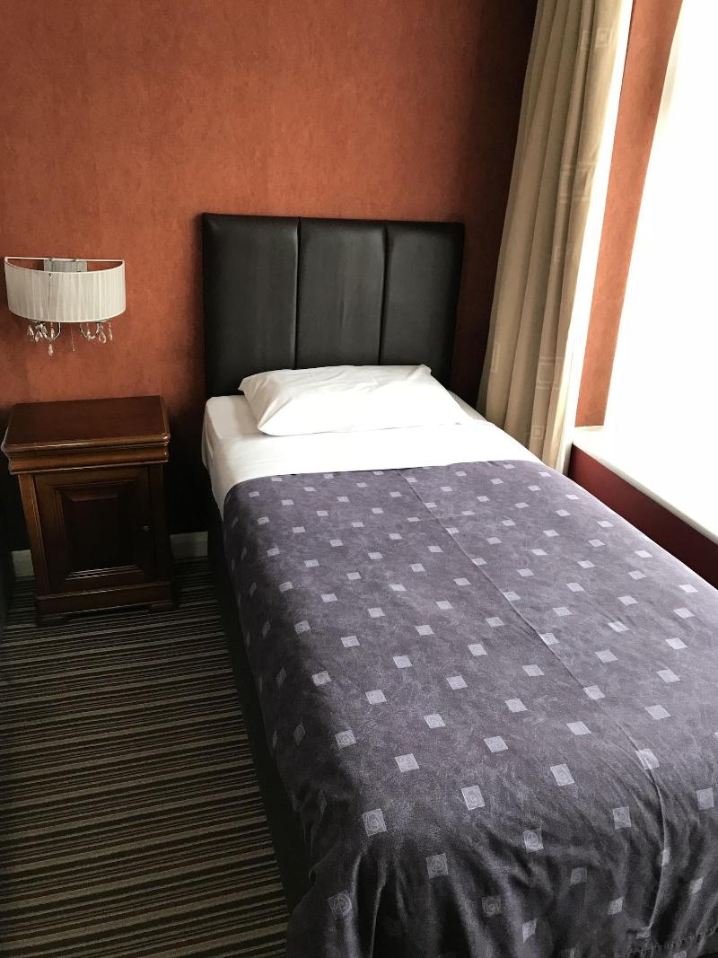 Warwick Lodge - Oda