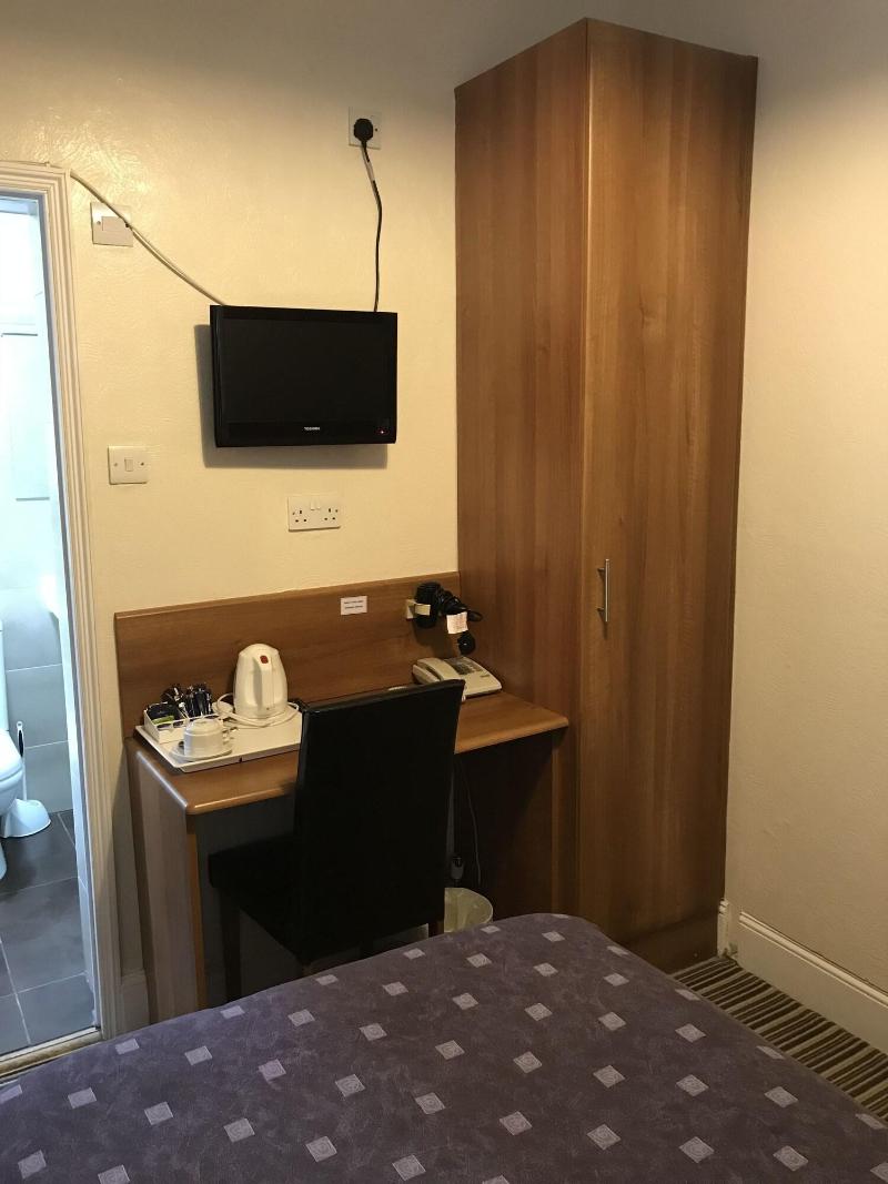 Warwick Lodge - Oda