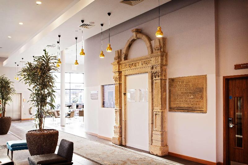 DoubleTree by Hilton Lincoln - Lobi