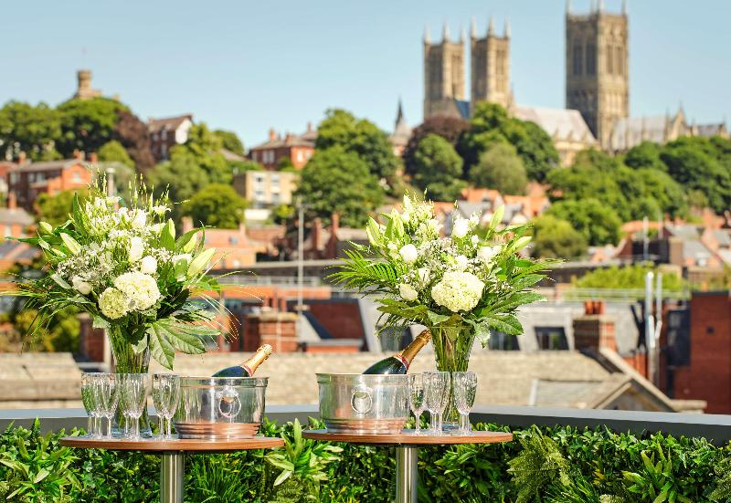 DoubleTree by Hilton Lincoln - Genel