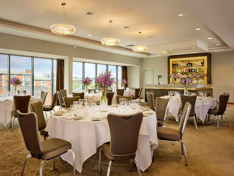 DoubleTree by Hilton Lincoln - Restoran