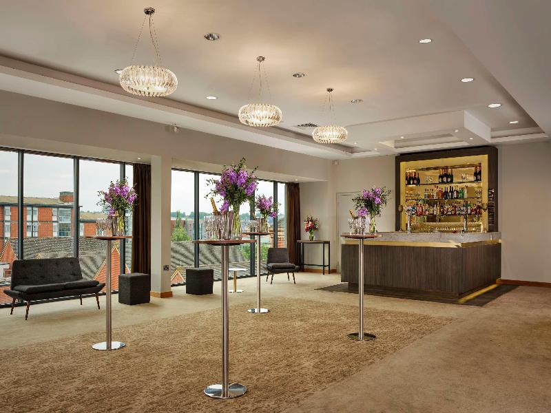 DoubleTree by Hilton Lincoln - Restoran