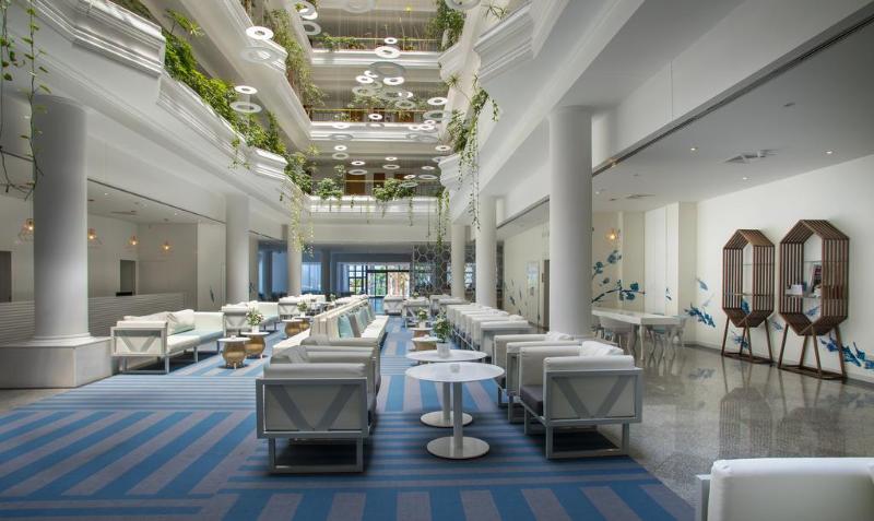 Anastasia Hotel Apartments - Lobi