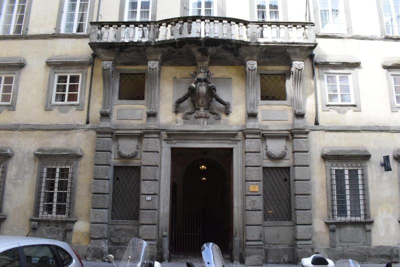Palazzo Tucci - Genel