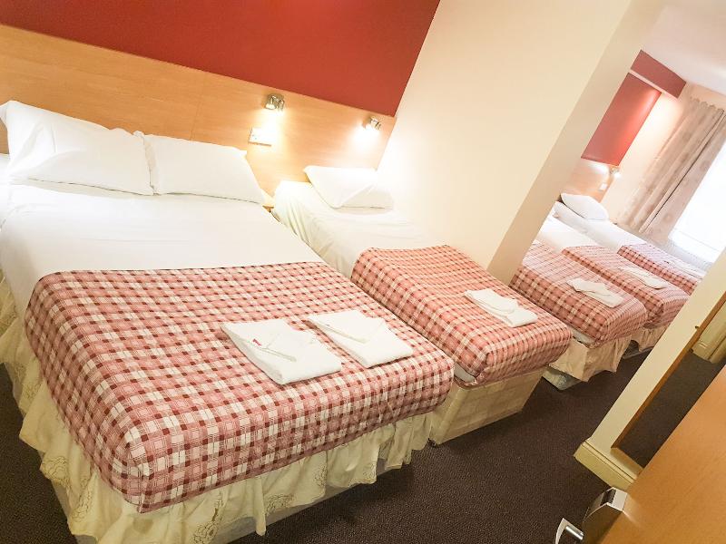 Carlton Hotel - Oda