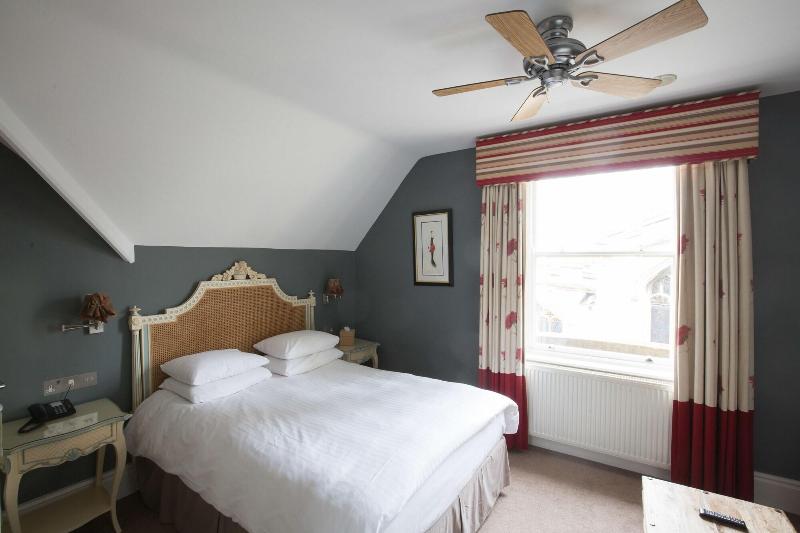 Crown Hotel Stamford - Oda