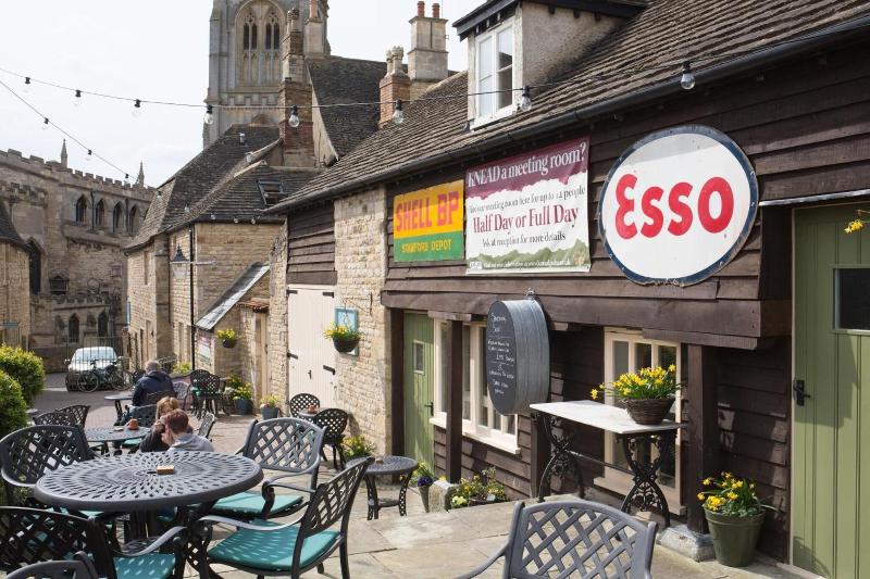 Crown Hotel Stamford - Restoran