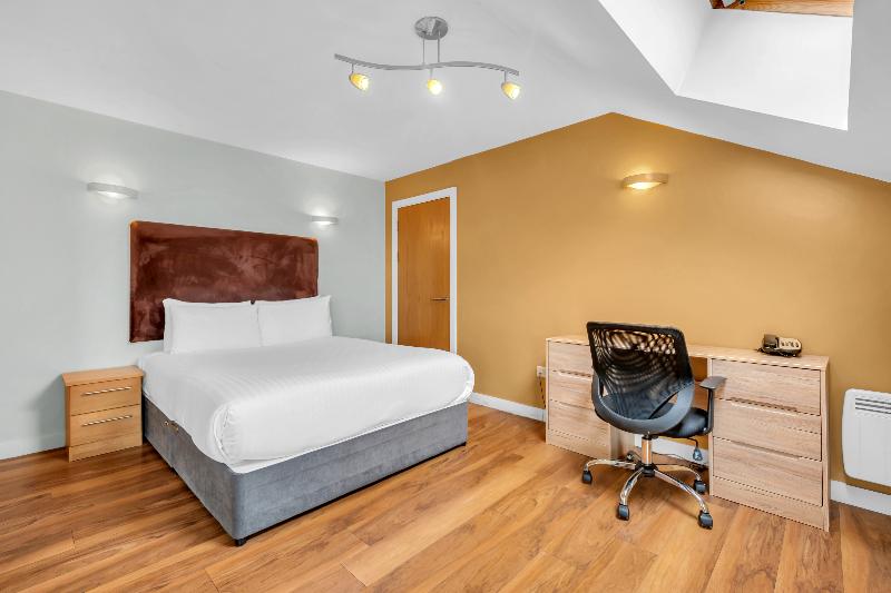 Roomzzz Aparthotel Leeds Headingley - Oda