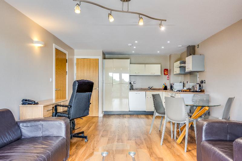 Roomzzz Aparthotel Leeds Headingley - Oda