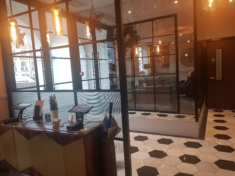 Euston Square Hotel - Lobi