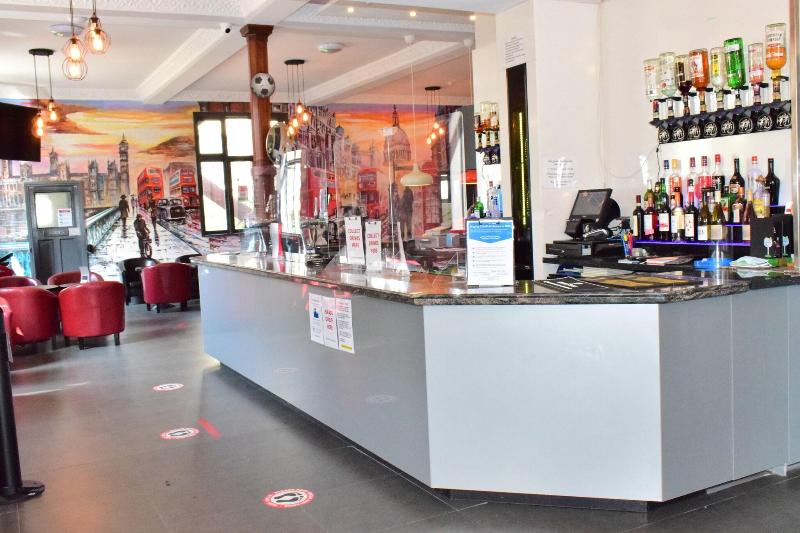Bridge Park - Bar