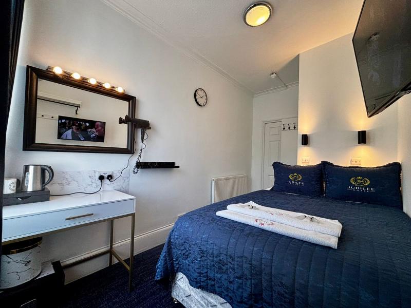 Jubilee Hotel - Oda
