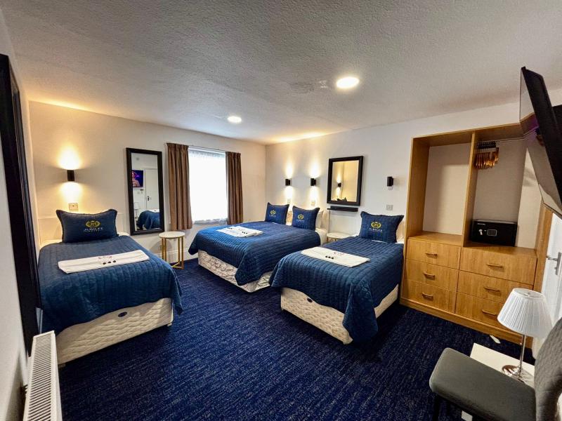 Jubilee Hotel - Oda