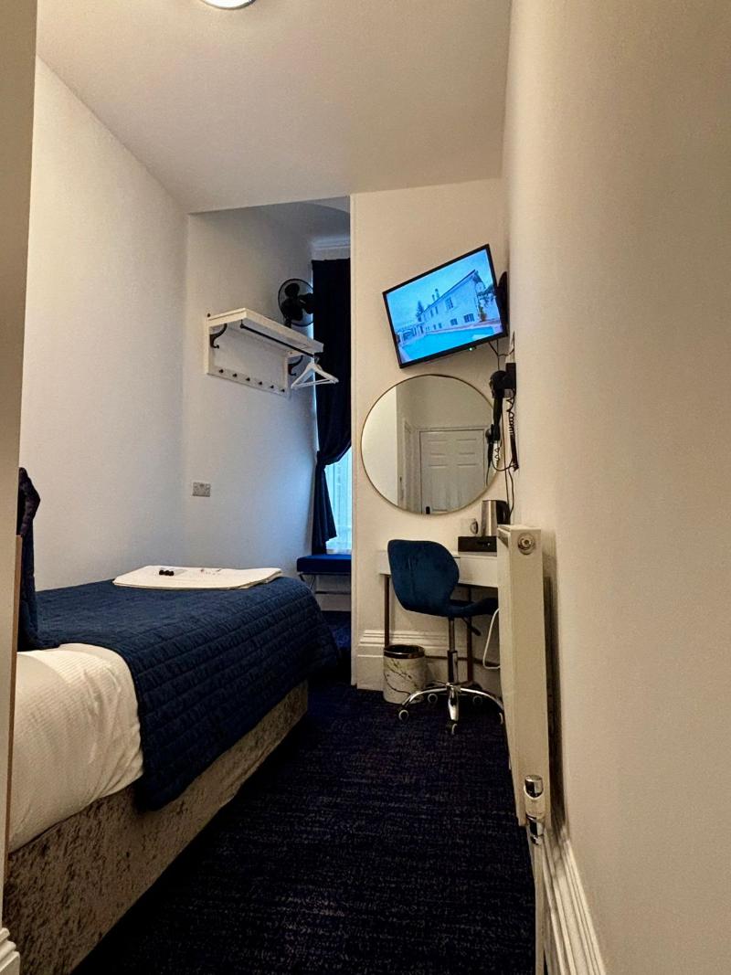Jubilee Hotel - Oda