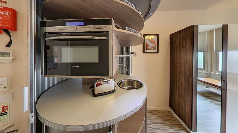 Simply Rooms & Suites - Oda