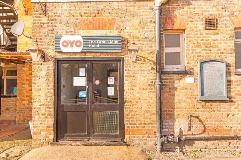 OYO The Green Man Pub And Hotel - Genel