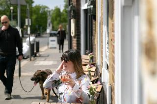 The Rose & Crown Wimbledon fotoÄŸrafÄ±