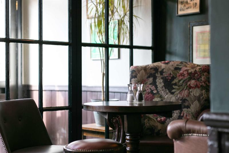 The Rose & Crown Wimbledon - Restoran
