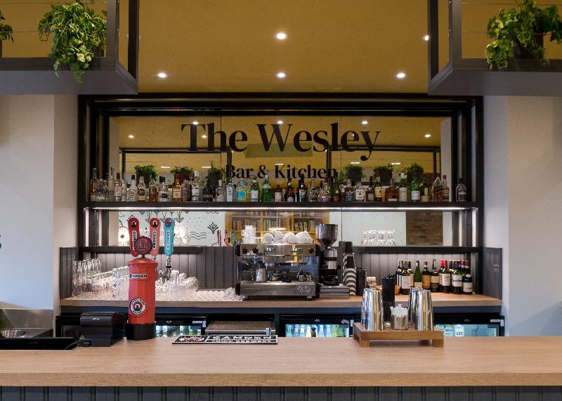 The Wesley Euston - Bar