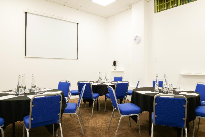 The Wesley Euston - Toplantı