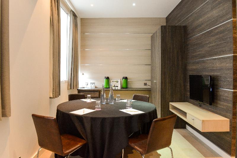 The Wesley Euston - Toplantı