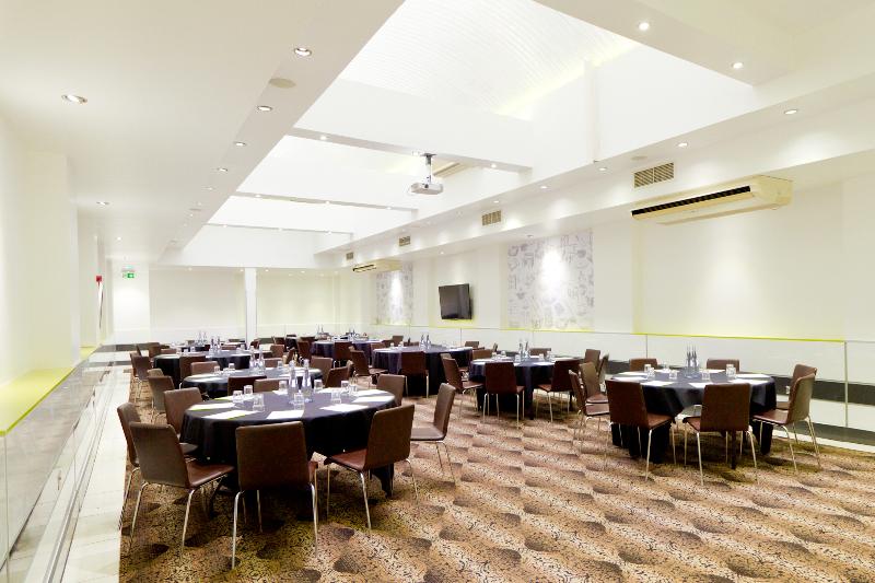 The Wesley Euston - Toplantı