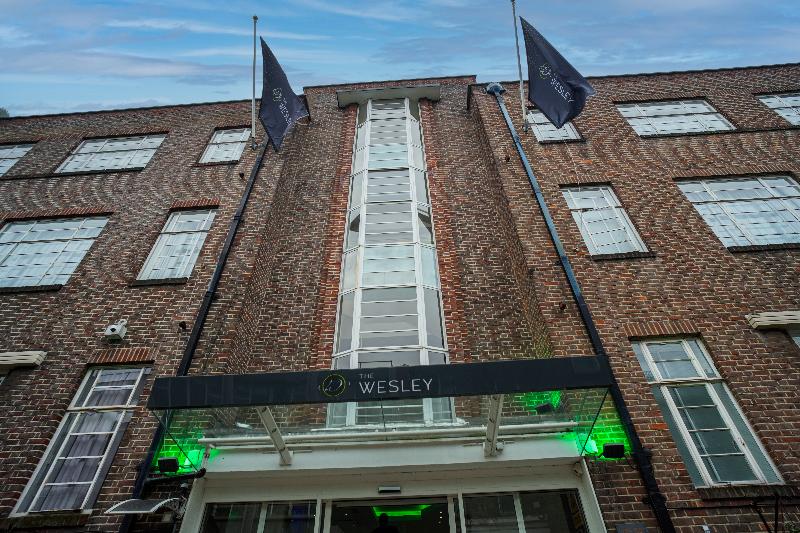 The Wesley Euston - Genel