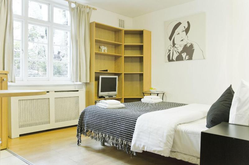 Studios 2 Let Serviced Apartments - Oda