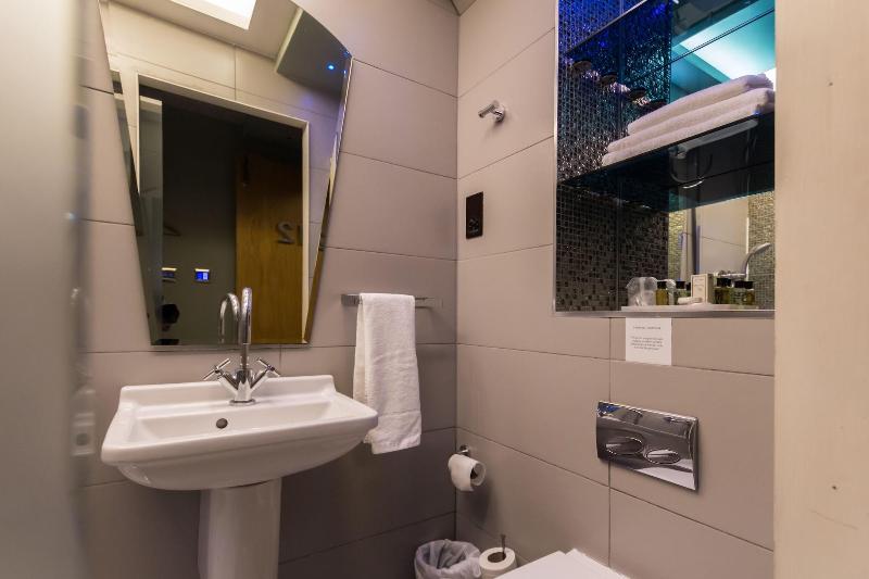 Arosfa Hotel London by Compass Hospitality - Oda