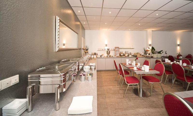 City Hotel Am Wasserturm - Restoran
