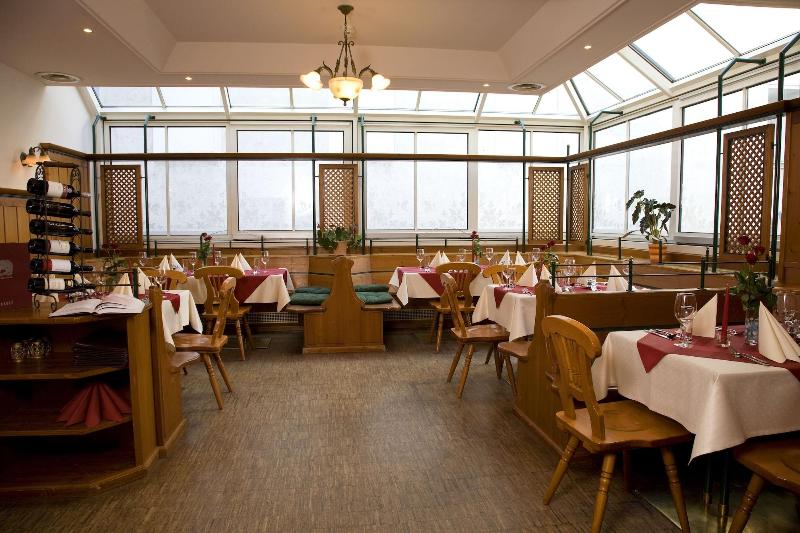 Zum Schwarzen Bären - Restoran