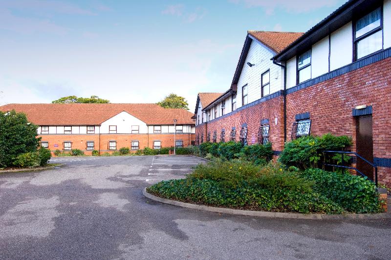 Premier Inn Liverpool - West Derby - Genel