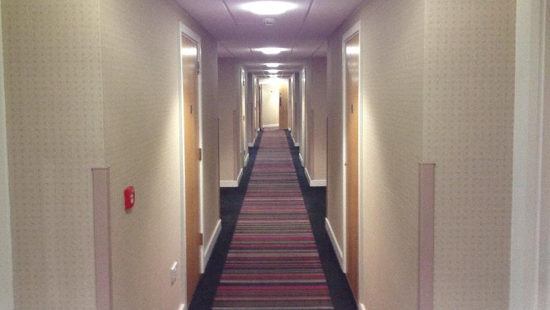 Holiday Inn Express London-Epsom Downs - Lobi