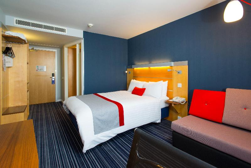 Holiday Inn Express London-Epsom Downs - Oda