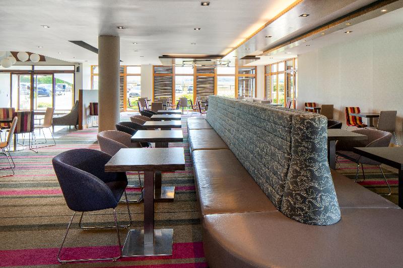 Holiday Inn Express London-Epsom Downs - Restoran