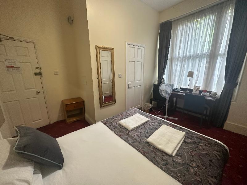 Arran House Hotel - Oda