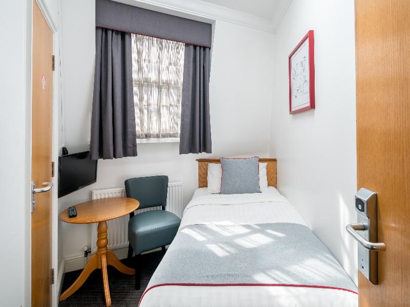 OYO Townhouse New England, London Victoria - Oda