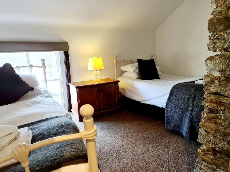 Ty Morgan's Guest House - Genel