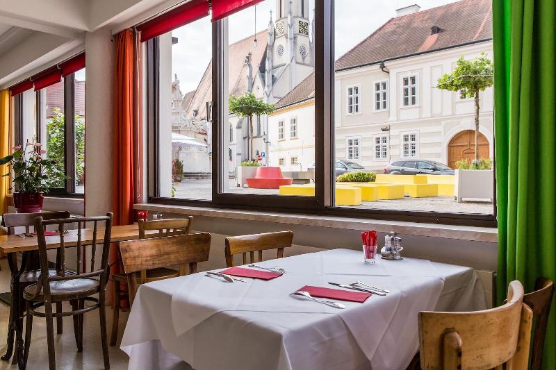 Stadt Hotel Melk - geschlossen - Restoran