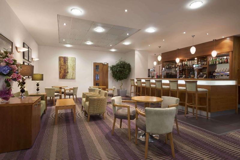 Ramada Plaza Wrexham - Bar