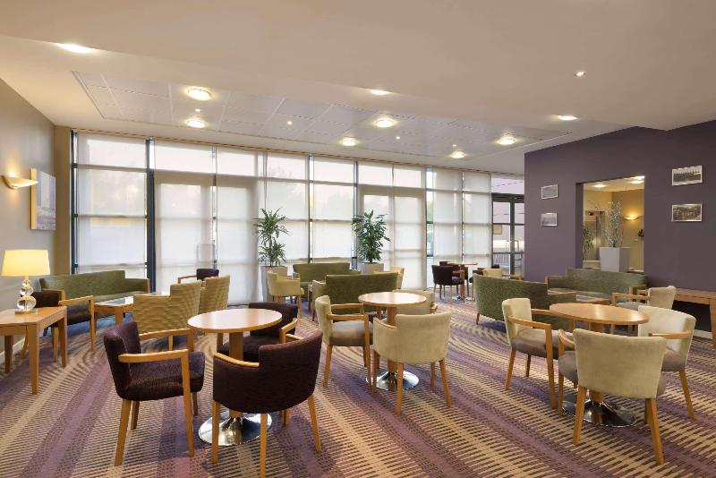 Ramada Plaza Wrexham - Bar