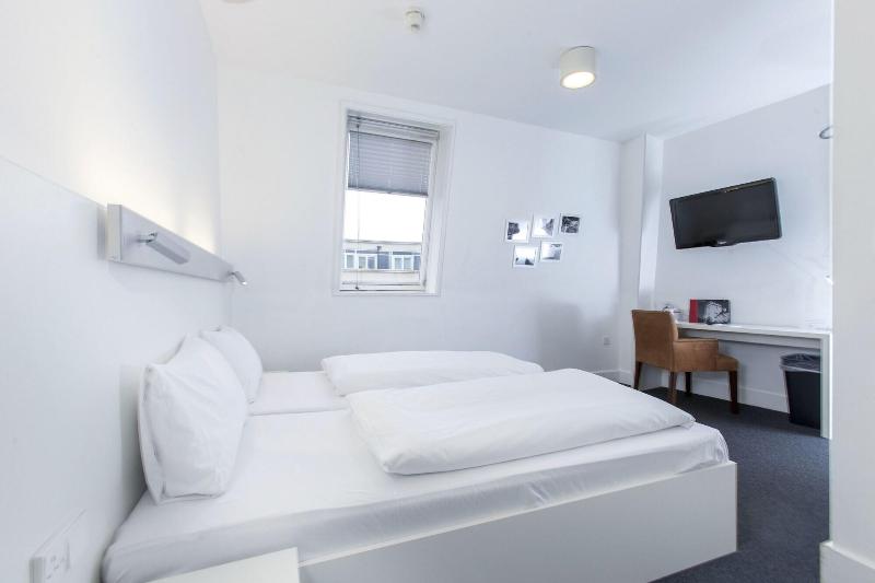mk hotel london - Oda