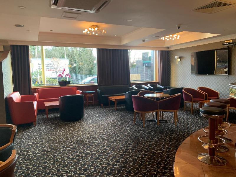 Savera Hotel - Lobi
