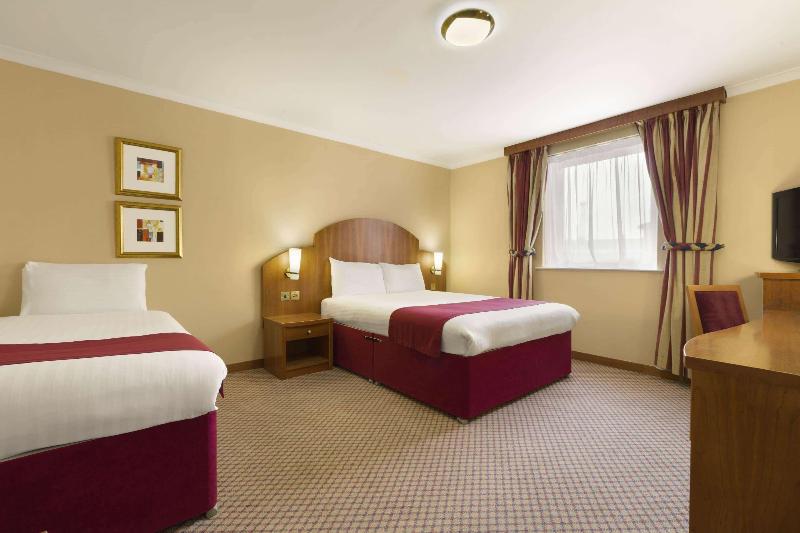 Savera Hotel - Oda