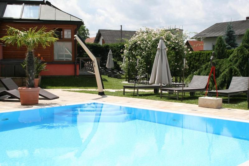 Landliebe Resort Fürstenfeld By Belvilla - Havuz