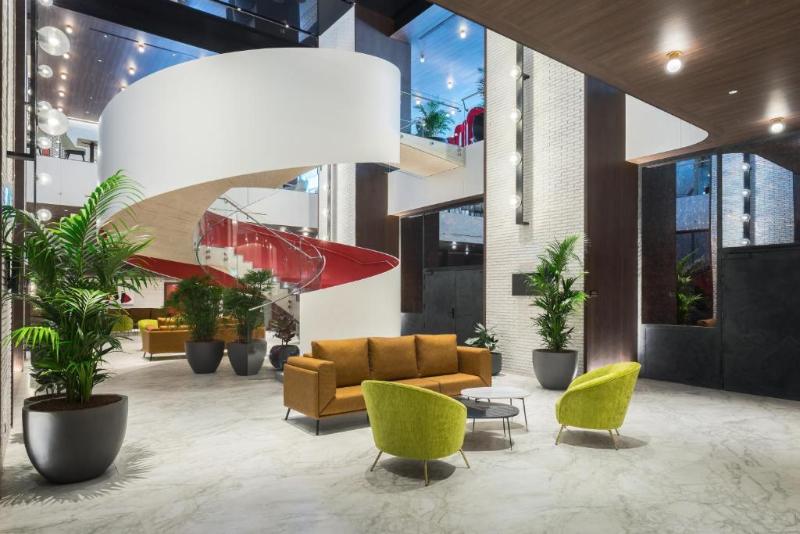 Canopy by Hilton Madrid Castellana - Genel
