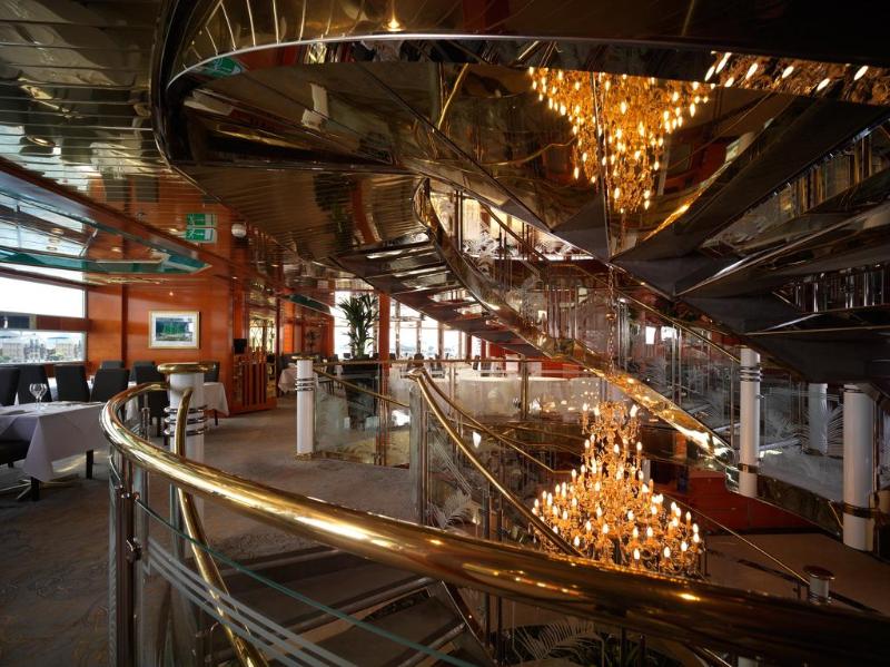 Sunborn London Yacht Hotel - Lobi