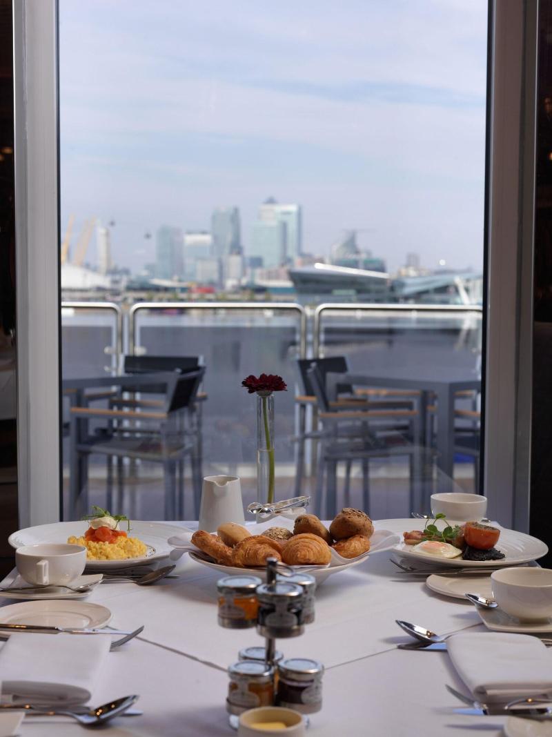 Sunborn London Yacht Hotel - Restoran